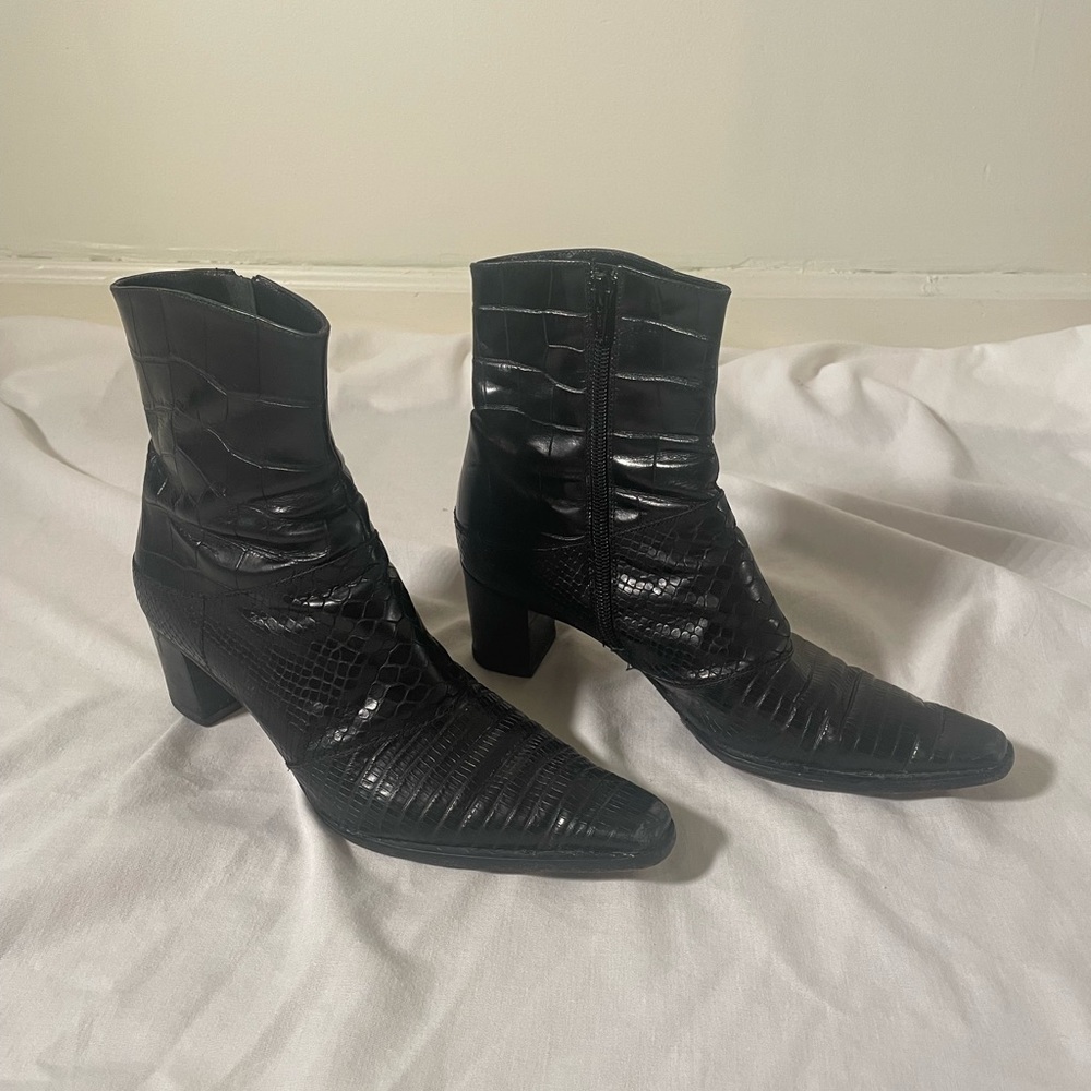 Via Spiga black snake boots sz 7